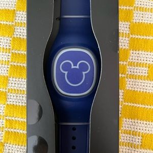 New in Box - MagicBand+ Navy